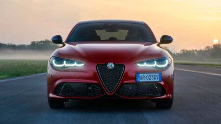 Alfa Romeo and Maserati Will Develop Cars Together to Cut Costs