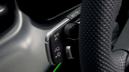 Audi Put The Windscreen Wiper And Turn Signal Controls Together. Here’s How They Work