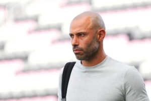 Former Barcelona midfielder congratulates new Real Madrid signing – “He is taking a big step”
