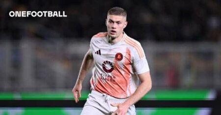 Dovbyk wants to stay at Roma