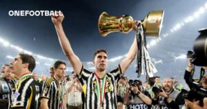 Dusan Vlahovic rejects Juventus exit and turns down contract offer