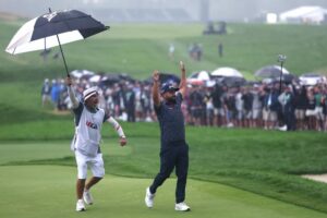 Spaun deserves his dream but US Open chaos did not get best from world’s elite