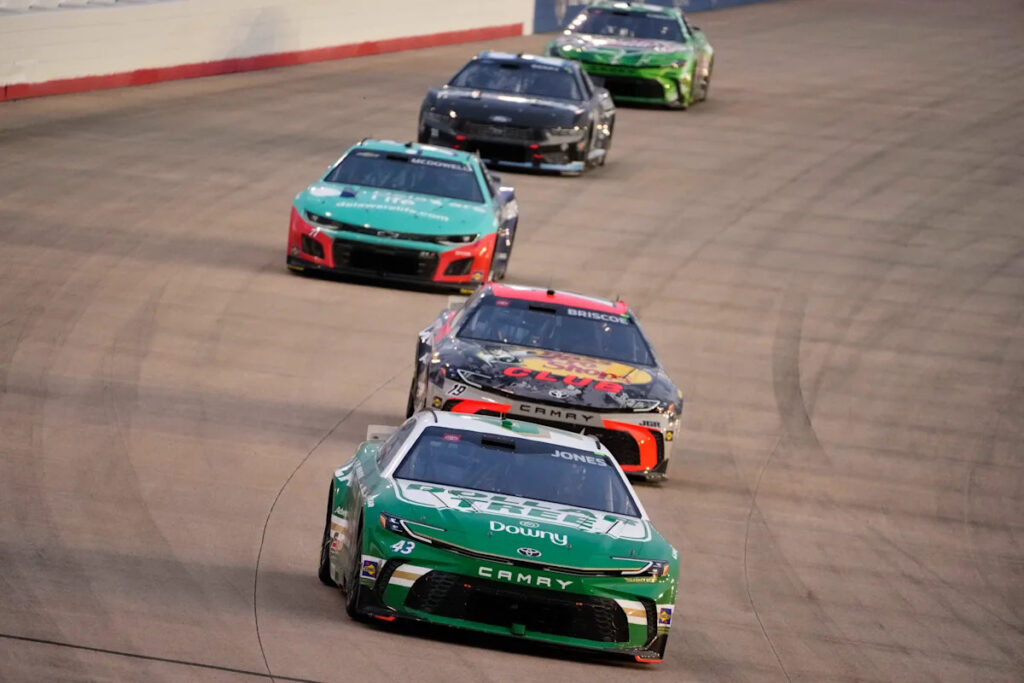 Chase Briscoe wins third straight pole and NASCAR-high 4th pole at Michigan International Speedway