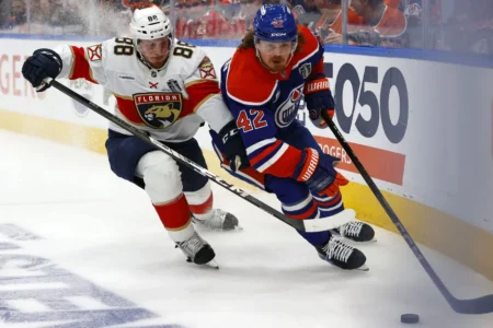 'Not Always Necessarily The Best Thing': Thriving With Oilers Kasperi Kapanen Reflects On Pressure-Filled Maple Leafs Media Experience