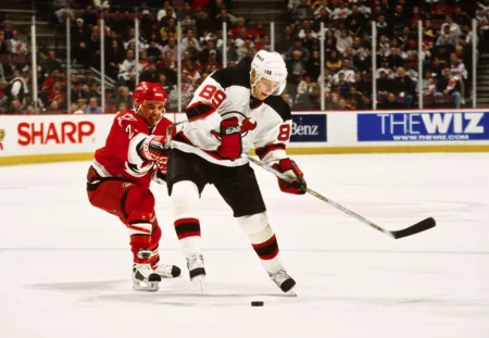 Why Alexander Mogilny Still Deserves To Be In The Hockey Hall Of Fame