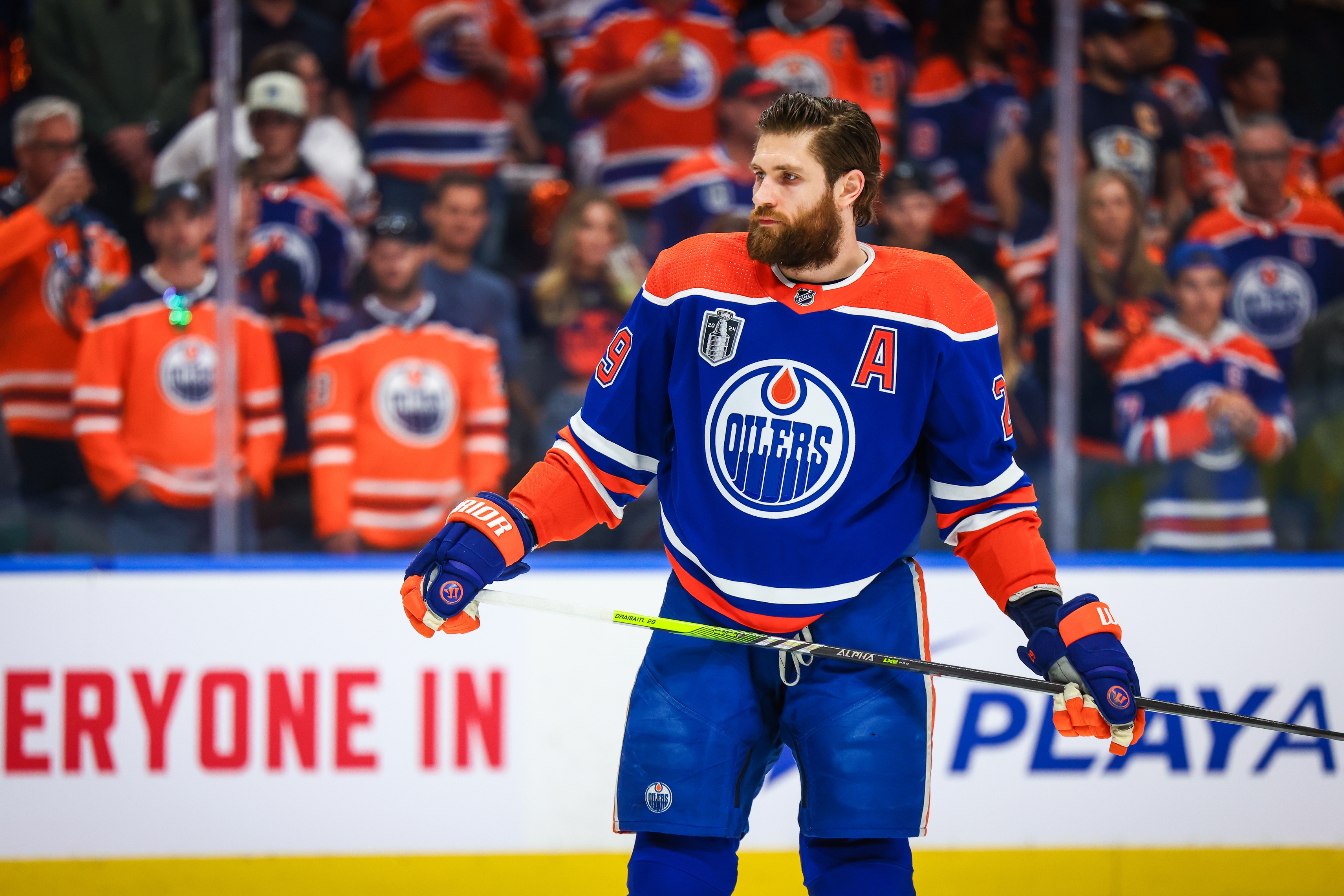 'I Heard That You Stir Your Beer With A Spoon': Leon Draisaitl Explains Beer-Drinking Hack On NHL Coast To Coast