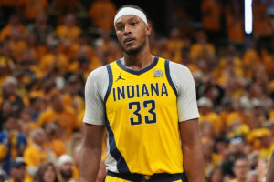 Top NBA free-agent centers: Would Myles Turner really leave an NBA Finalist?