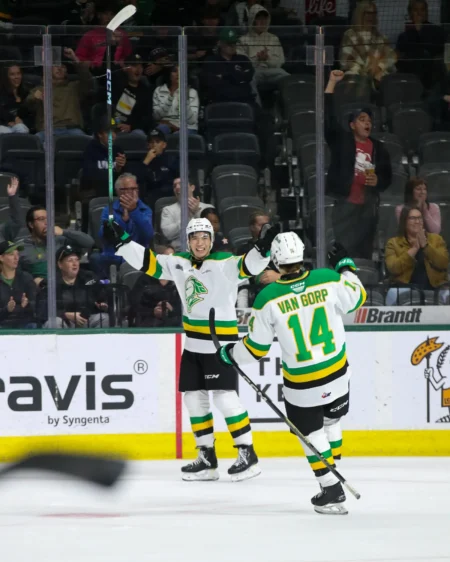 Knights Take Care Of Business At Memorial Cup