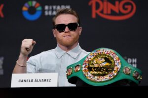 ‘Canelo’ y Crawford se elogian en última parada de gira mediática antes de pelear en septiembre