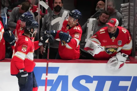 The Hockey News Playoff Frenzy Live: Reacting To The Panthers And Oilers' Physical Game 3