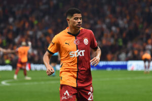 Aston Villa ‘in talks’ to sign £17m Brazilian midfielder