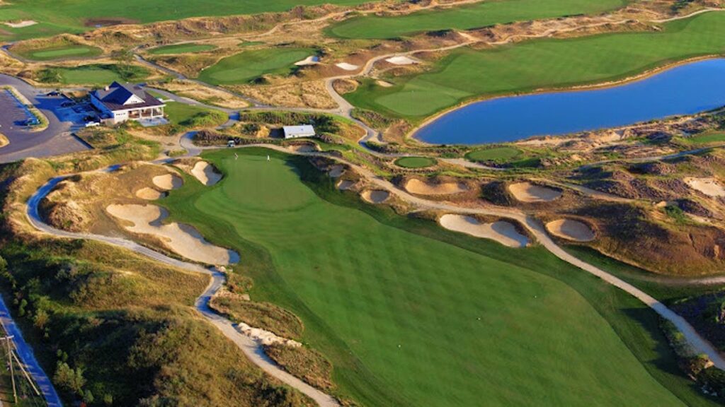 Golfweek names top public links