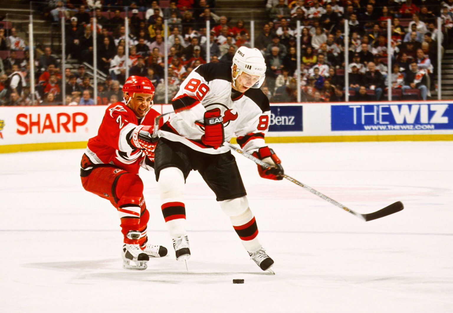 Former Devil Alexander Mogilny To Be Inducted Into Hockey Hall of Fame