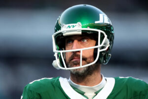 Aaron Rodgers signs reported 1-year, .65 million contract with Pittsburgh Steelers that includes  million guaranteed