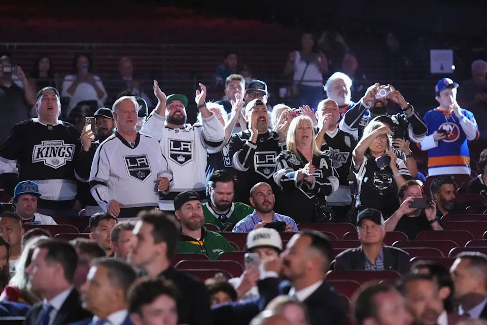 Kings fans cheer after Henry Brzustewicz is drafted by the team at No. 31 overall.