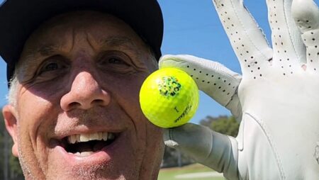 Golfer makes albatross twice on same hole at Rancho Park in Los Angeles