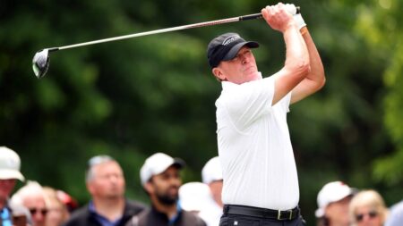 Steve Stricker plays through pain at AmFam Championship, surgery ahead