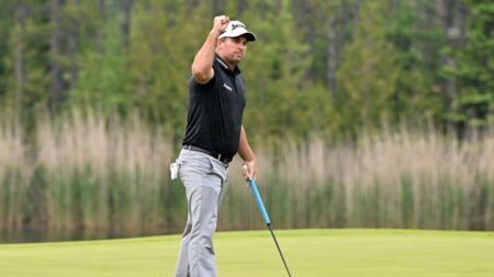 Ryan Fox outlasts Sam Burns in playoff to win RBC Canadian Open 2025