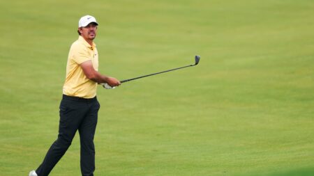 How did Brooks Koepka fare in the second round of the US Open?