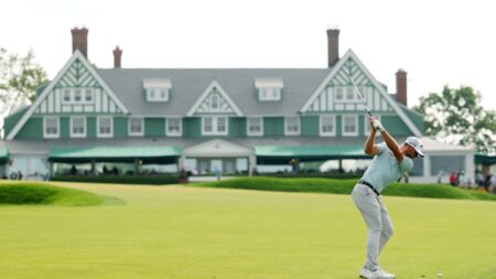 Oakmont stars 2025 US Open Sam Burns Adam Scott JJ Spaun Round 4