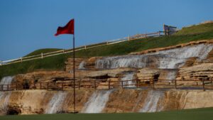 Did Tiger Woods contribute to new Big Cedar Lodge course?