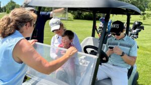 Sinnissippi’s Mixed Doubles is fun, family golf competition