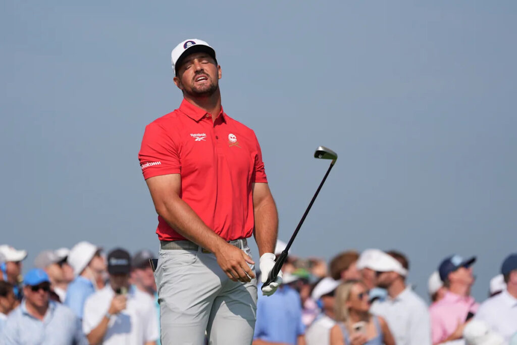 U.S. Open: Bryson DeChambeau averts disastrous rules mistake, stumbles on back nine at Oakmont