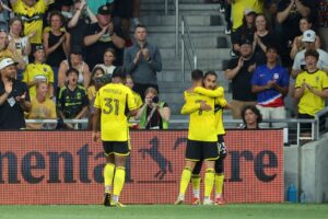 🚨 Columbus closes the gap after narrow win over Philadelphia