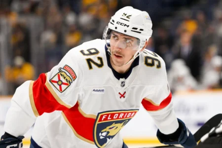 Panthers rally around Tomas Nosek after overtime penalty led to Game 1 loss