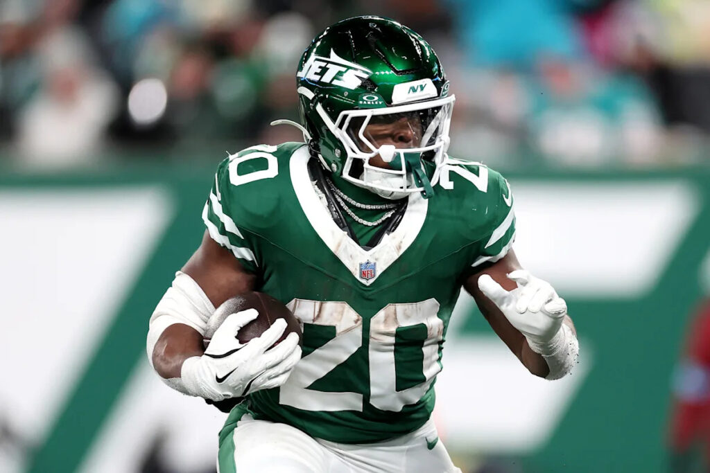These 6 players are seeking a new NFL contract — will that boost their fantasy football performance in 2025?