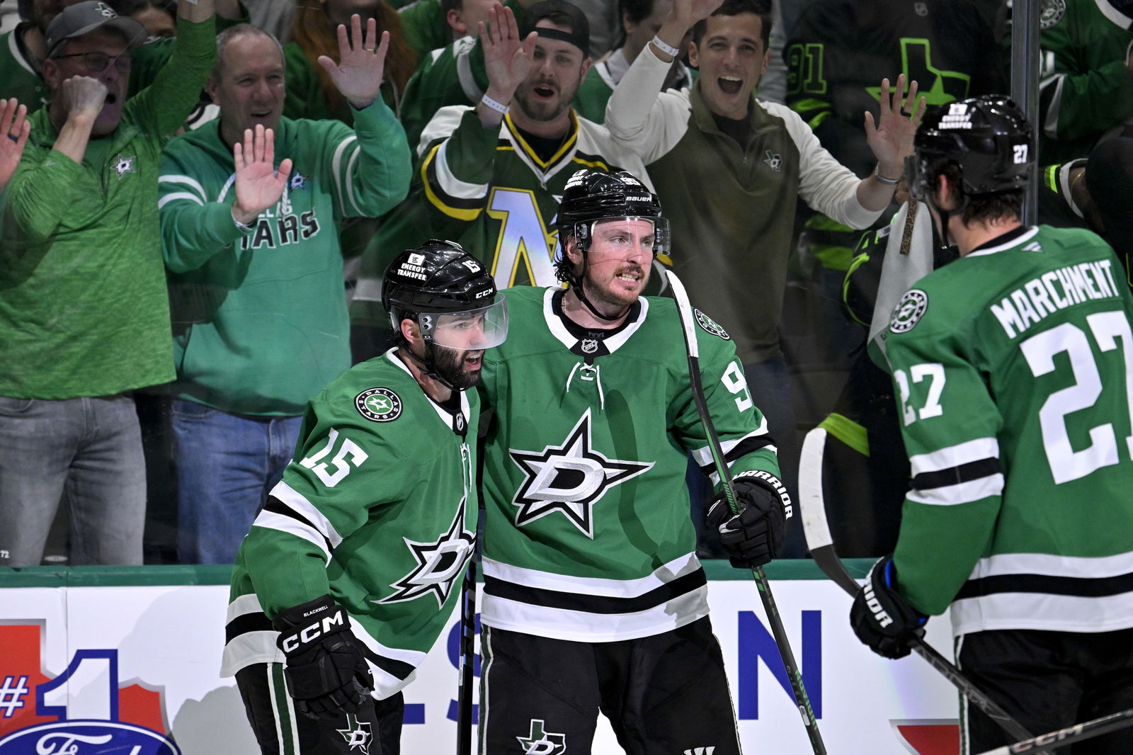 Stars in Tough Cap Situation After Signing Veteran Forward