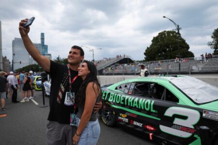 NASCAR Chicago Street Race course puts on a great show, Jeff Gordon says