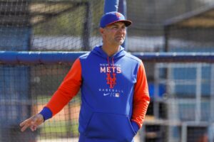 Despite team’s skid, Mets officials continue to believe in coaching staff