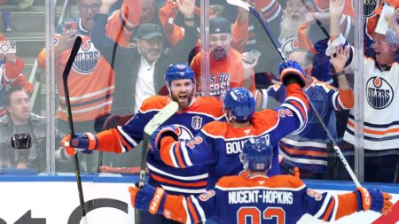 Oilers’ Draisaitl scores winner vs. Panthers in Stanley Cup Game 1 – NBC Sports Boston