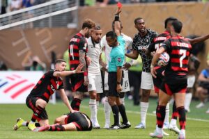 Enzo Maresca gives blunt response to clear Nicolas Jackson red card