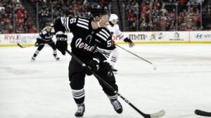 Devils trade Erik Haula to Predators in exchange for Jeremy Hanzel, 2025 fourth-round pick