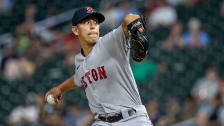 Mets acquire RHP Justin Garza in trade with Giants