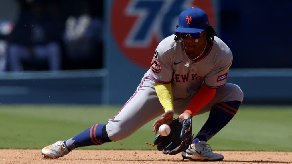 Mets' Carlos Mendoza navigates 'good problem' with Luisangel Acuña, Ronny Mauricio