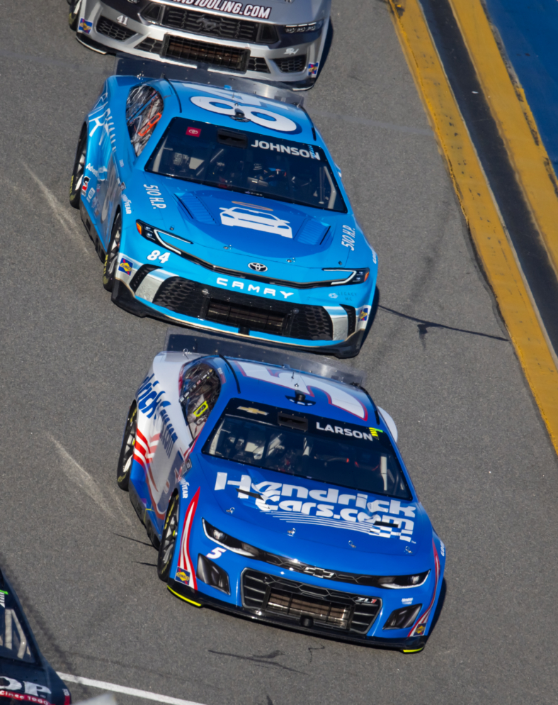 NASCAR: Daytona 500, kyle larson jimmie johnson