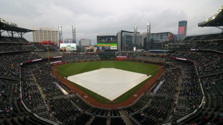 Start of Tuesday's Mets-Braves game in Atlanta delayed due to rain