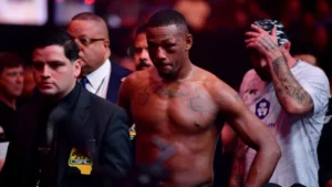 UFC headliner proclaims himself ‘best in the world’
