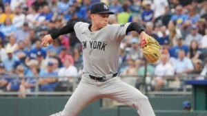 Will Warren delivers strong outing, Yankees manufacture late run to secure series sweep of Royals