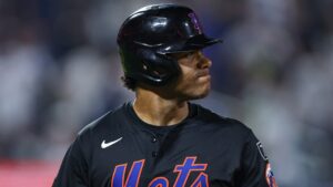 Juan Soto homers, but wastes late opportunity as Mets fall to Braves in series opener