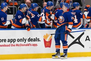 New York Islanders Re-Sign Julien Gauthier And Liam Foudy