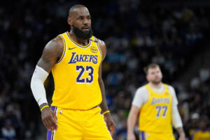 Lakers star LeBron James shares workout update weeks after sustaining MCL injury in playoff loss