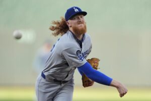 Far from their best, Dodgers find a way to beat Royals and move into MLB wins lead