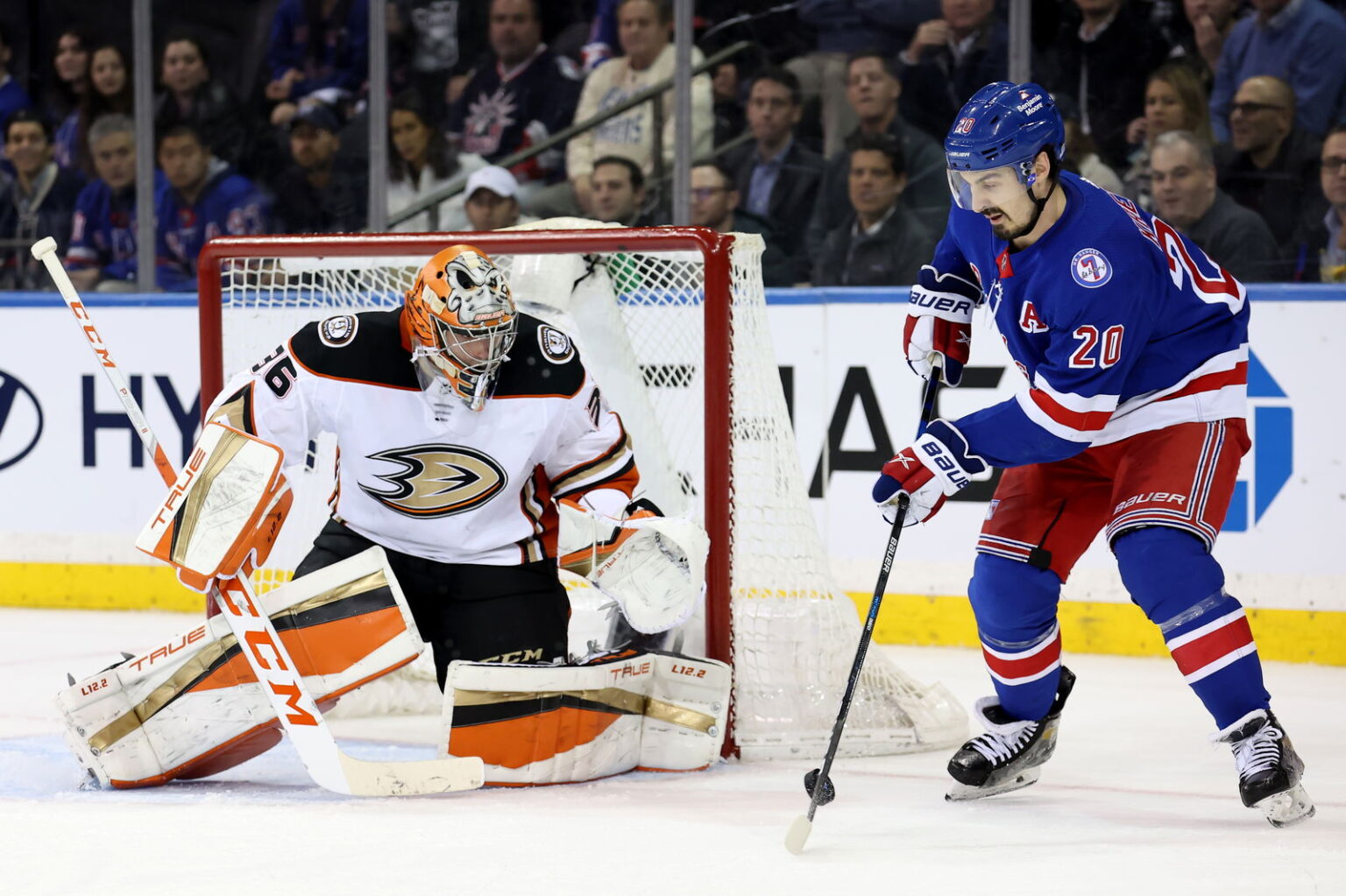 Chris Kreider and Rangers Management Have Reportedly Been In Constant Communication Throughout Trade Discussions
