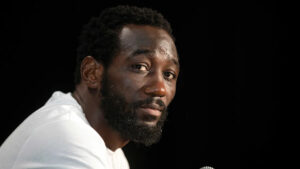 Eddie Hearn favors Terence Crawford to shock Canelo Alvarez: ‘He has no doubt in his mind’