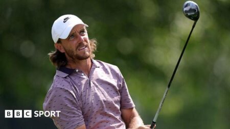 Tommy Fleetwood takes lead in hunt for maiden PGA Tour title