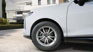 Does The New Audi Q3 Base Model Look Posh Enough to Earn Its Badge?